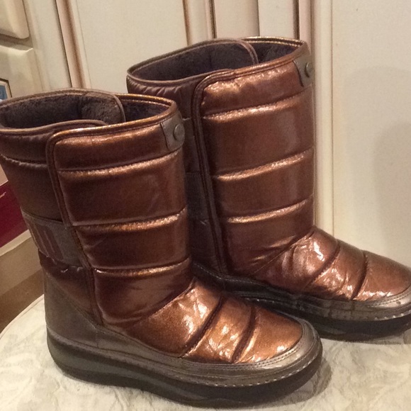 Flitflop Shoes | Fitflop Micro Wobble Board Bronze Snow Boots Sz 5 | Color: Brown | Size: 5 | Lifeandhope's Closet